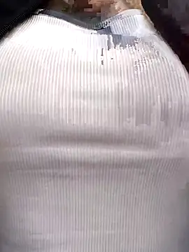 Snapshot of hasaki001 chatting on March 27, 2026, 1:44 am hasaki001 online show from March 27, 2026, 1:44 am