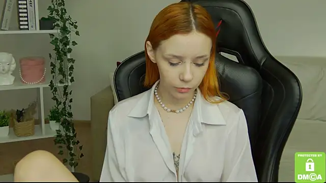 Rachel lips online show from June 12, 2026, 8:02 am