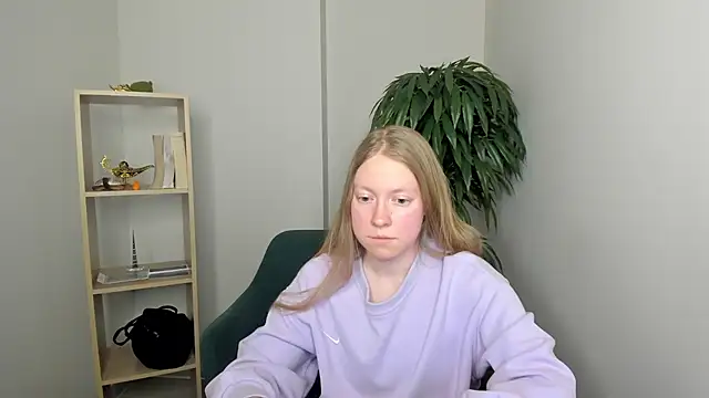 Snapshot of LashandaDevoto chatting on March 15, 2026, 9:04 am LashandaDevoto online show from March 15, 2026, 9:04 am