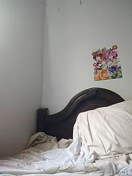 mily893851 online show from March 16, 2026, 5:17 pm