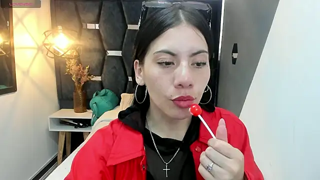 Snapshot of Abril_Fox__ chatting on May 19, 2026, 6:58 pm Abril Fox online show from May 19, 2026, 6:58 pm