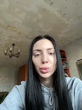 MishellKins online show from March 14, 2026, 11:48 am