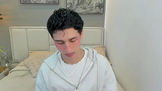 Snapshot of thom_ames chatting on May 29, 2026, 12:03 pm thom ames online show from May 29, 2026, 12:03 pm