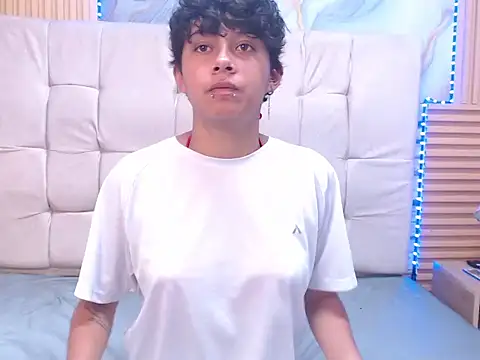 mauren icarus online show from March 15, 2026, 8:59 pm