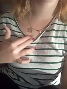 kitsuneniki online show from March 15, 2026, 6:47 pm