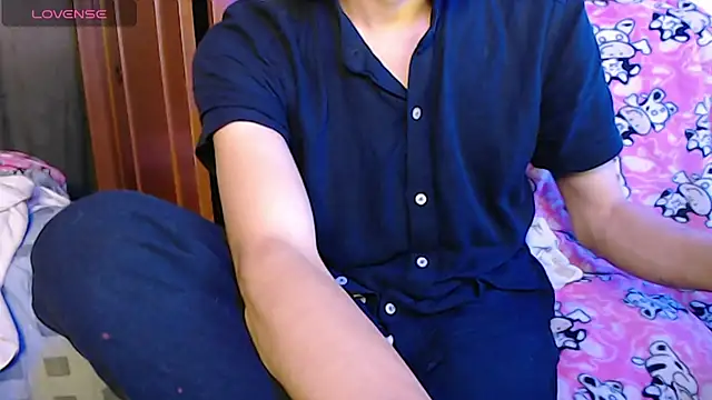 Snapshot of KikyoAndDrey chatting on June 26, 2026, 4:50 am KikyoAndDrey online show from June 26, 2026, 4:50 am