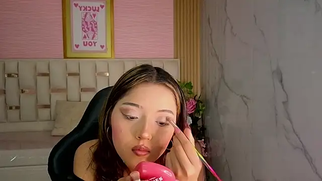 Snapshot of veronicaa_s chatting on June 12, 2026, 7:57 pm veronicaa s online show from June 12, 2026, 7:57 pm