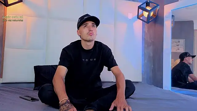 Hadrian Torres online show from March 17, 2026, 1:03 pm