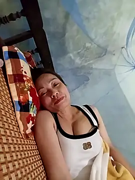 Lyly22x online show from April 22, 2026, 3:02 pm