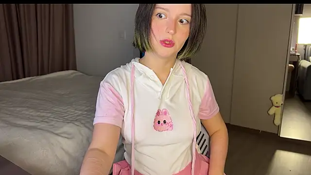 Snapshot of emilyy_xoxo chatting on March 26, 2026, 1:44 am emilyy xoxo online show from March 26, 2026, 1:44 am