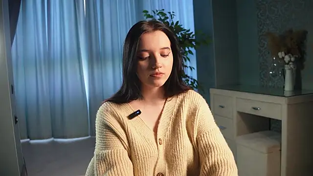 AnnabelScalia online show from March 15, 2026, 9:59 am