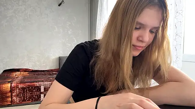 Snapshot of OlaTaulbee chatting on March 14, 2026, 7:25 am OlaTaulbee online show from March 14, 2026, 7:25 am