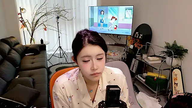 Summerbaby-001 online show from March 16, 2026, 9:46 am