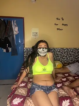 Snapshot of deshichut99 chatting on March 12, 2026, 2:12 pm deshichut99 online show from March 12, 2026, 2:12 pm