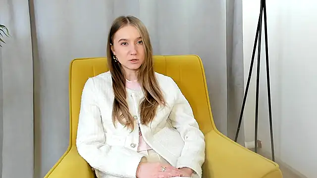 DonellaGrandel online show from March 14, 2026, 7:14 am