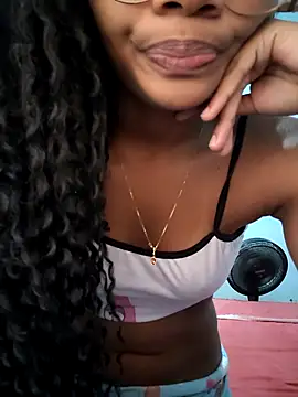 Snapshot of marialuiza2027 chatting on July 21, 2026, 12:29 pm marialuiza2027 online show from July 21, 2026, 12:29 pm