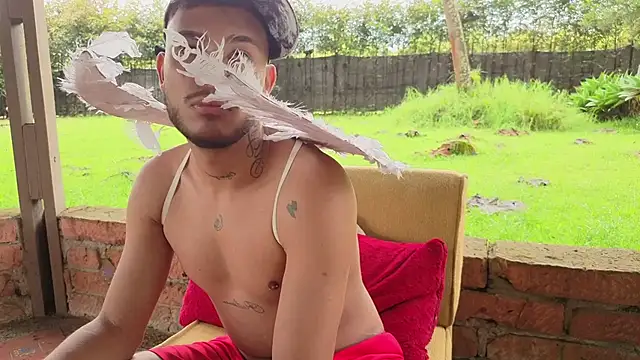 Snapshot of DilanAndres chatting on April 8, 2026, 3:23 pm DilanAndres online show from April 8, 2026, 3:23 pm