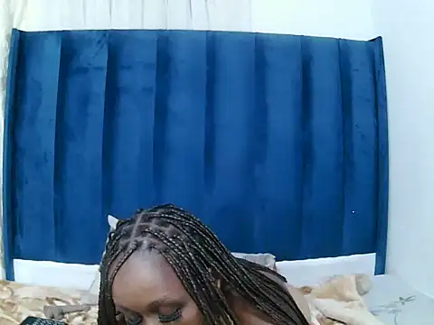 MelaniBbe online show from March 16, 2026, 9:19 pm