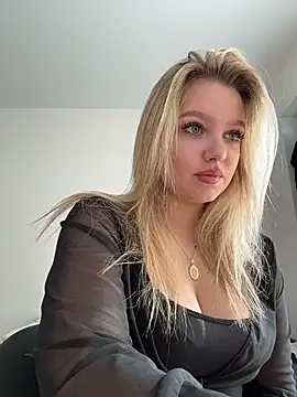 Snapshot of bettyloveu chatting on May 8, 2026, 4:07 am bettyloveu online show from May 8, 2026, 4:07 am