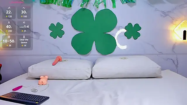 stephany west online show from March 17, 2026, 11:24 am