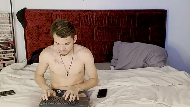 The Penthouse boys online show from May 4, 2026, 1:23 am