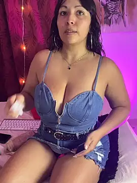 Snapshot of karlyprintt chatting on May 15, 2026, 2:02 pm karlyprintt online show from May 15, 2026, 2:02 pm
