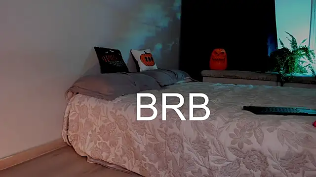 Snapshot of kristy_bennet chatting on October 4, 2025, 3:37 am kristy bennet online show from October 4, 2025, 3:37 am