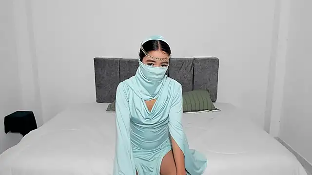 Zahra Bashir online show from March 18, 2026, 1:53 am