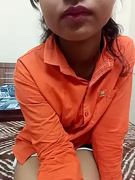 ritika gupta02 online show from April 14, 2026, 7:47 am