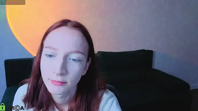 Naomiya-Lee online show from March 17, 2026, 9:34 am