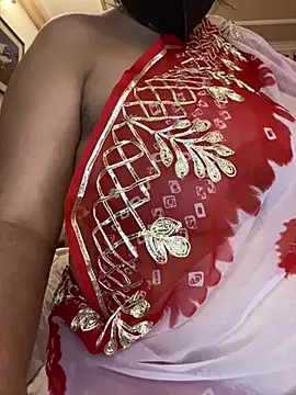 Snapshot of SHWETA-STRIP chatting on May 9, 2026, 6:57 pm SHWETA-STRIP online show from May 9, 2026, 6:57 pm