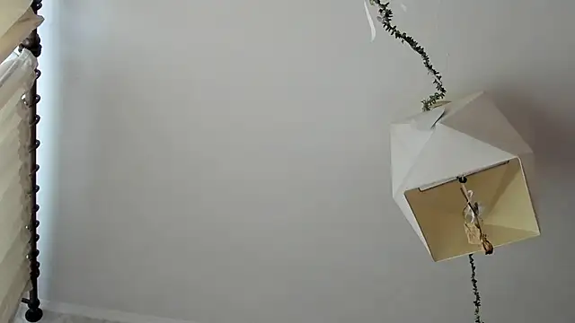 RileyNymph online show from June 1, 2026, 5:42 am