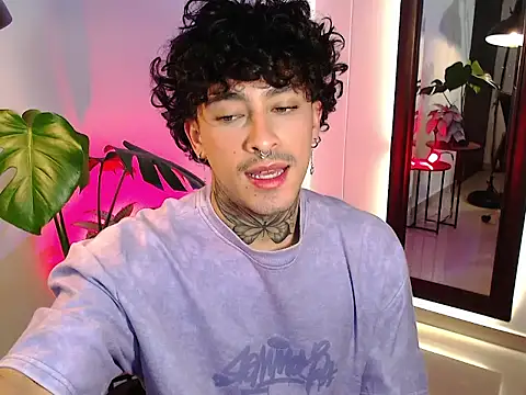 stevennavarro online show from March 15, 2026, 2:06 am