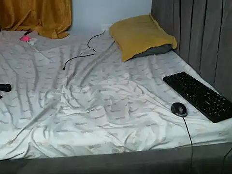 Riri2550 online show from March 17, 2026, 10:40 am