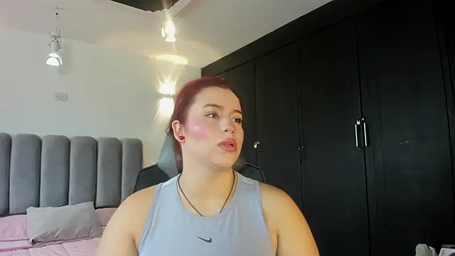 Snapshot of JeanneWilliams chatting on May 16, 2026, 12:48 pm JeanneWilliams online show from May 16, 2026, 12:48 pm