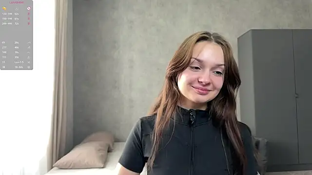 Snapshot of Rose_Nora chatting on June 17, 2026, 3:20 am Rose Nora online show from June 17, 2026, 3:20 am
