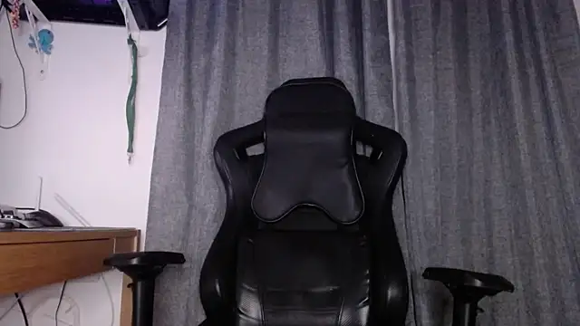 Snapshot of your_nurse_boy1 chatting on March 13, 2026, 10:27 pm your nurse boy1 online show from March 13, 2026, 10:27 pm