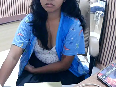 Snapshot of spicyren chatting on March 14, 2026, 2:06 am spicyren online show from March 14, 2026, 2:06 am