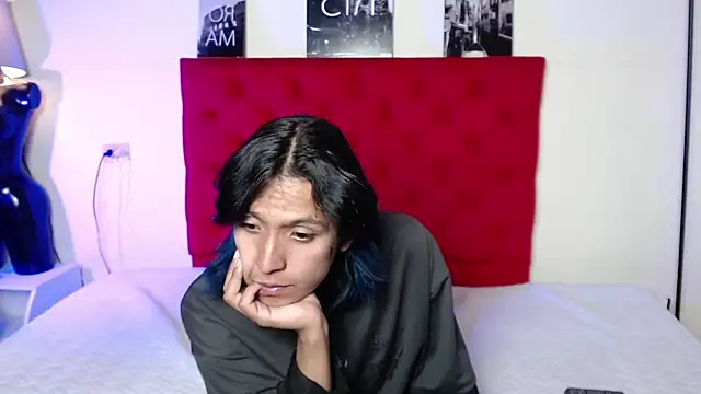 Noire boy online show from March 15, 2026, 8:37 pm