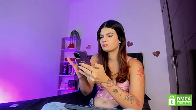 Snapshot of Mariana_and_Ronny chatting on July 10, 2026, 8:00 pm Mariana and Ronny online show from July 10, 2026, 8:00 pm