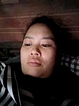 cute-girl-2k online show from March 16, 2026, 1:48 pm