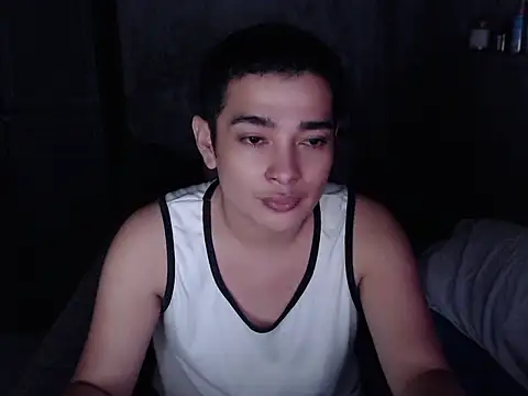 Snapshot of Treat2Heaven chatting on April 22, 2026, 12:07 pm Treat2Heaven online show from April 22, 2026, 12:07 pm