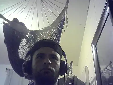Snapshot of Relk130p chatting on July 5, 2026, 6:09 am Relk130p online show from July 5, 2026, 6:09 am