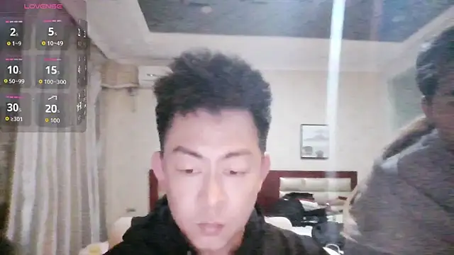 xiaosunsun01 online show from March 18, 2026, 2:20 pm