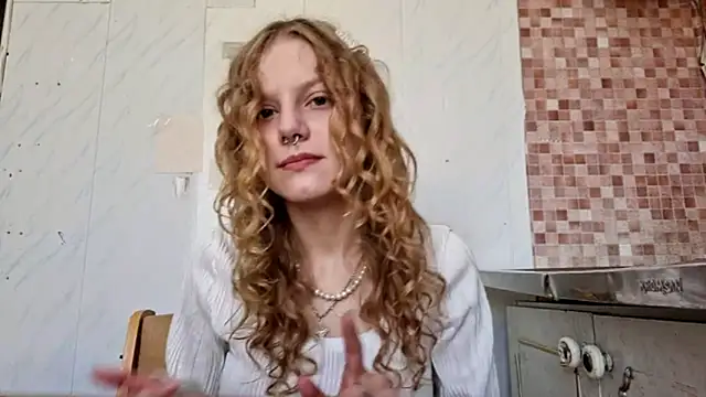 Kira Wonderfullina online show from March 19, 2026, 3:10 am