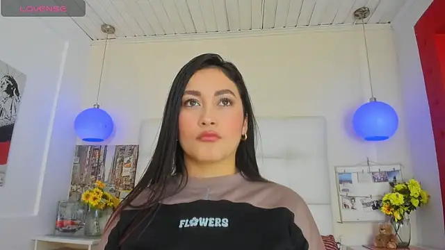 Tatiana24  online show from April 23, 2026, 9:06 pm