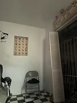 TSROYALE7527 online show from March 18, 2026, 11:08 pm