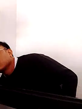 TavoMalex online show from March 18, 2026, 6:11 pm