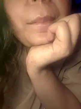 Snapshot of yourrasberry chatting on March 21, 2026, 4:54 pm yourrasberry online show from March 21, 2026, 4:54 pm