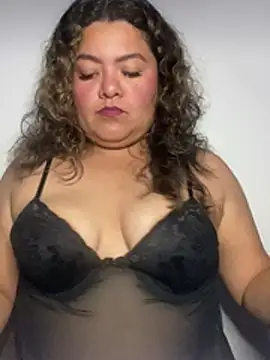 moonseexx online show from March 19, 2026, 12:03 am